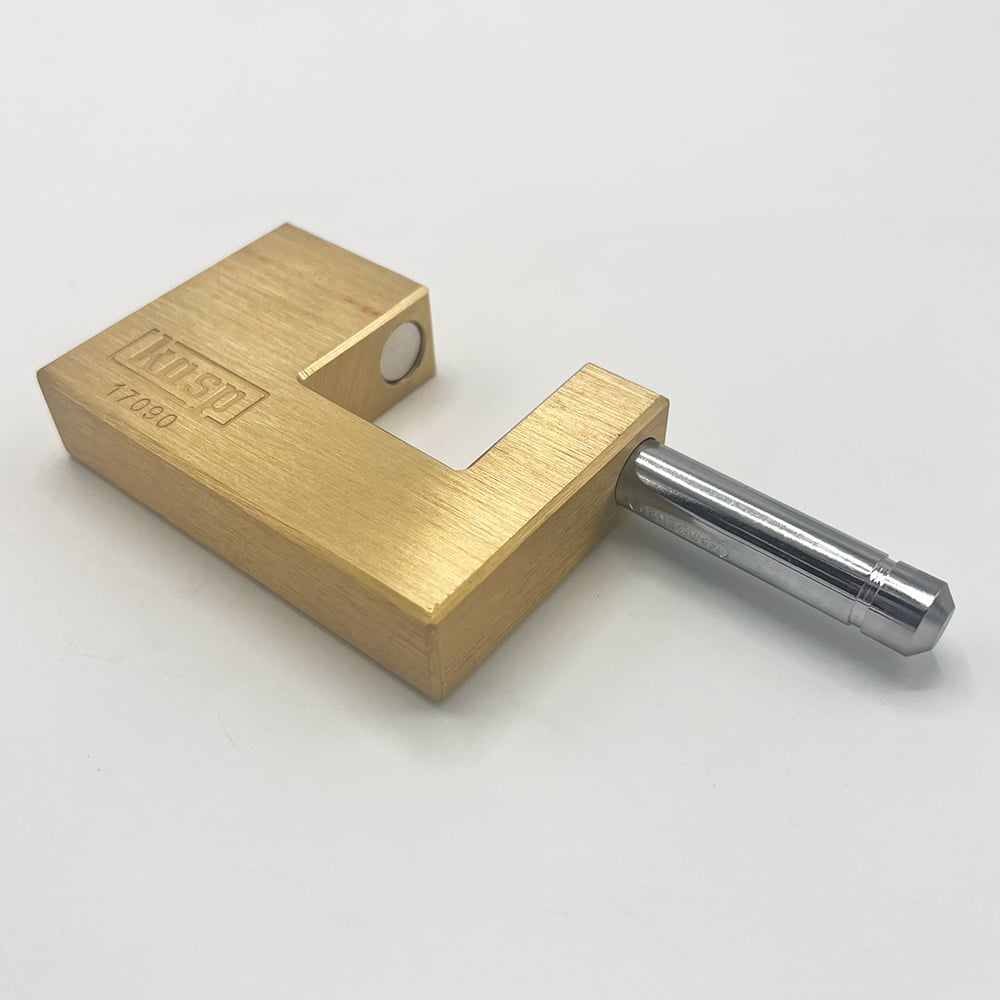 Kasp 170 90mm Closed Shackle Brass Shutter Padlock - Image 4